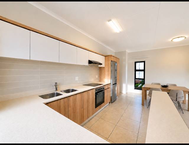 2 BEDROOM APARTMENT TO LET IN BALLITO CENTRAL